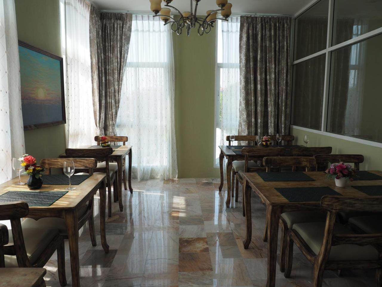 Warila Hotel Samut Prakan Exterior foto